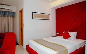 Royal Raj Hotel